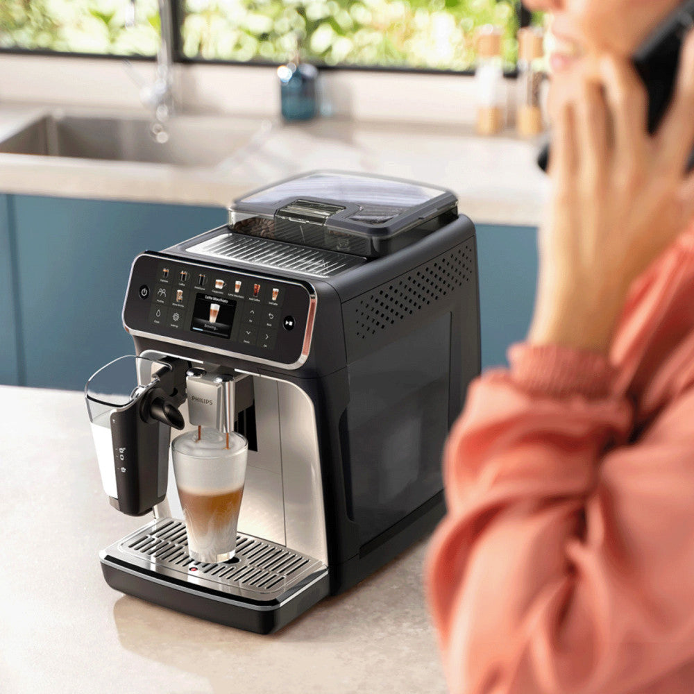 Philips Kaffeevollautomat Series 5400 Latte Go EP5447/90 LatteGo